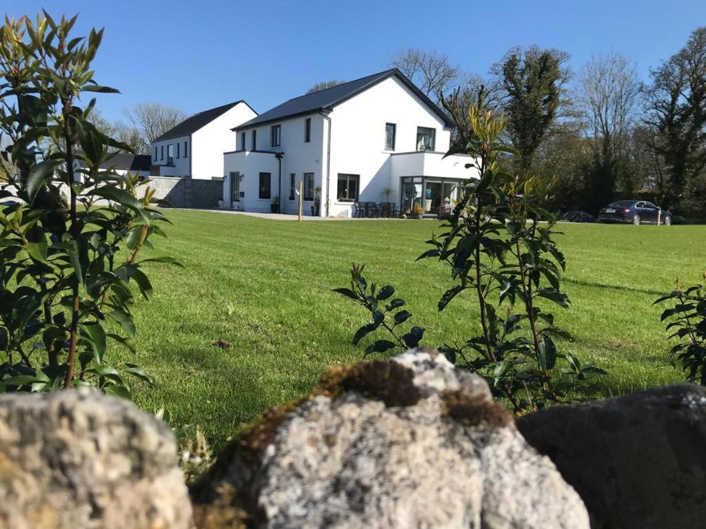Ashlee Lodge, Shanagarry P25K6R6 Near Ballymaloe House & Garryvoe Hotel Екстериор снимка